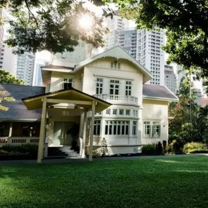 曼谷百年官邸被拆后续:20莱黄金地块传超200亿成交,两大财团浮出水面
