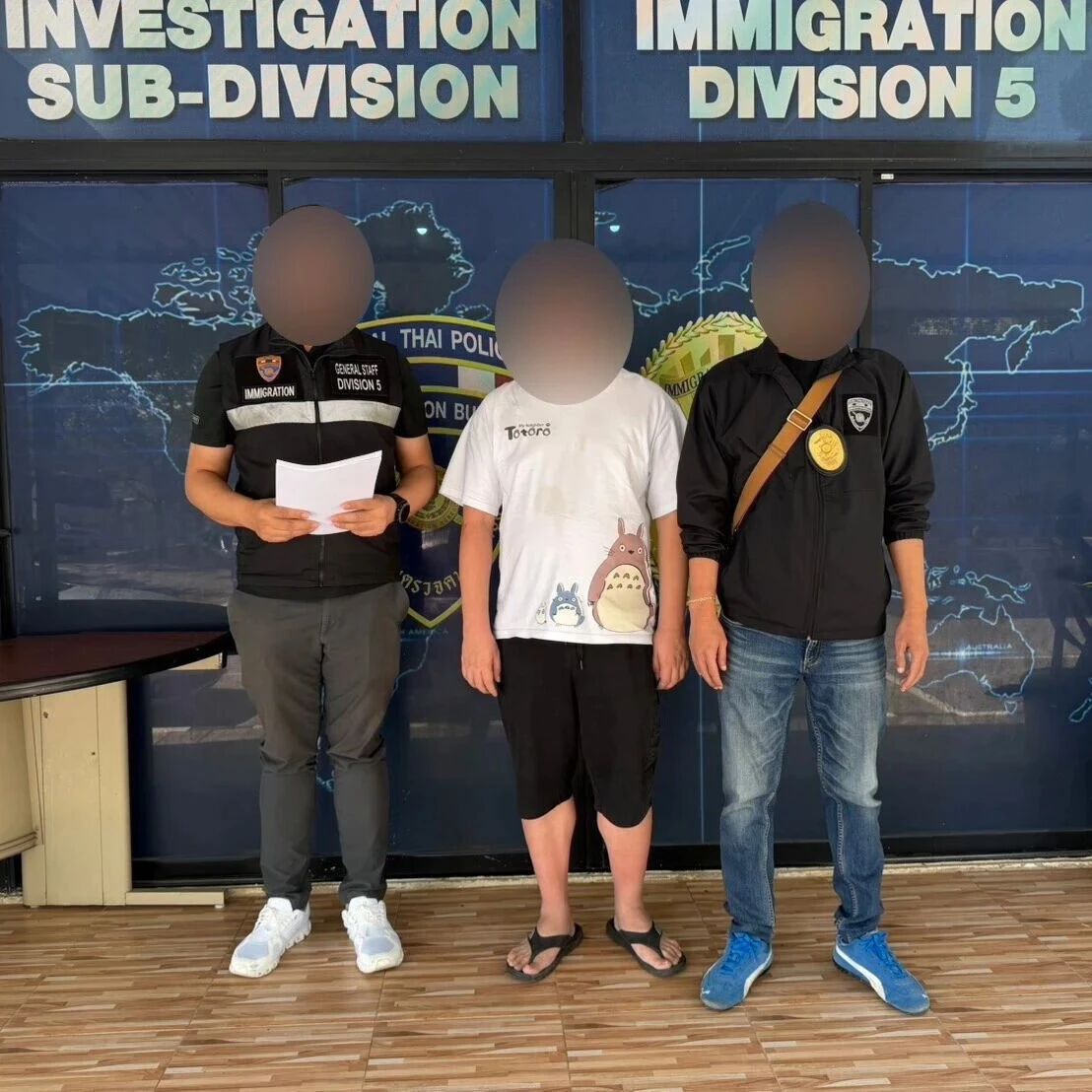 一名持精英签的中国籍逃犯在清迈被捕!涉嫌在华诈骗及非法运送人员