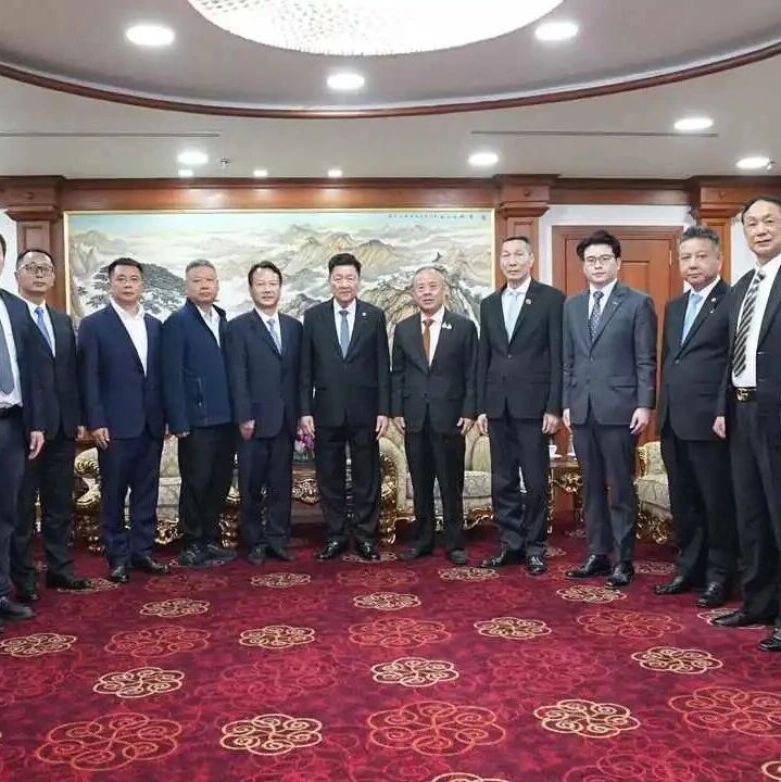 四川海联会代表团访泰国中华总商会 共话泰川合作新机遇