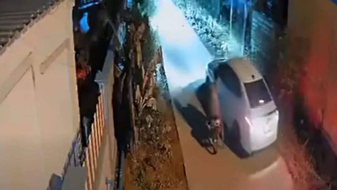 泰国最淡定杀人犯：开着直播刷着牙，等着警察上门抓！ 图片 17