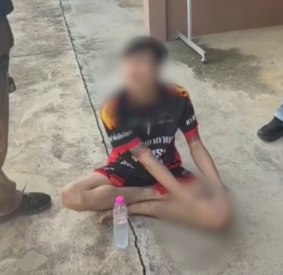 泰国最淡定杀人犯:开着直播刷着牙,等着警察上门抓! 图片 36