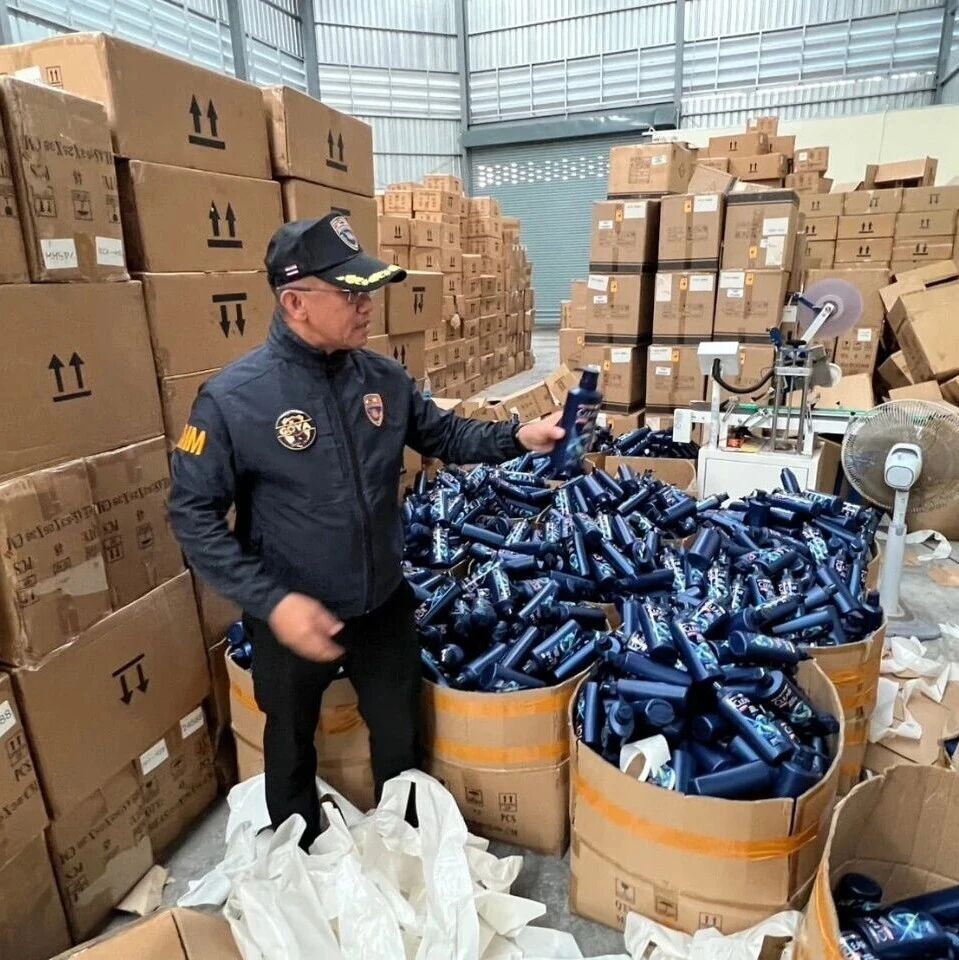 泰国龙仔厝府两处化妆品仓库被查 6名外籍人员被捕