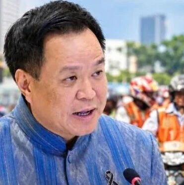 芭提雅摩的背心换色风波:安全争议与政治联想致政策撤销