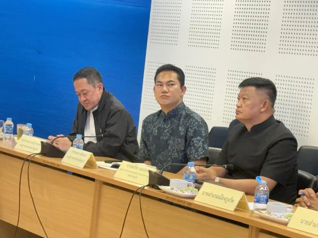 泰国怒了？近百人被控，200家外企被查！拿着真金白银出海，怎么就成了“抢饭碗”的？ 图片 44