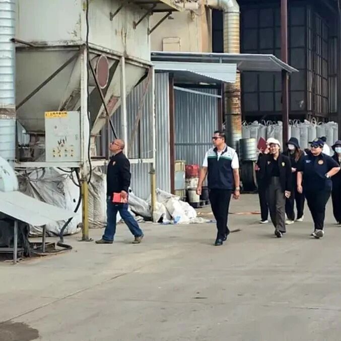 泰国罗勇府一涉华生物质炭厂遭居民投诉!涉嫌违反临时停业命令