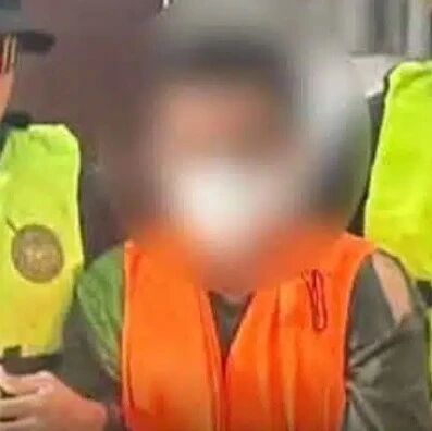 我不小心,把你孩子掉进运河里了