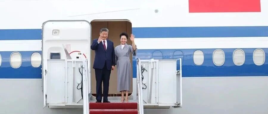 习近平抵达华盛顿对美国进行国事访问