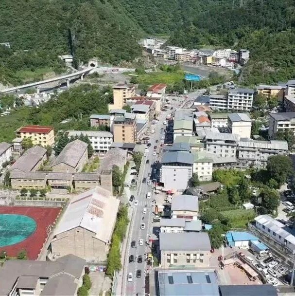 海外华文媒体走进汶川:大熊猫民宿铺就山乡富民路