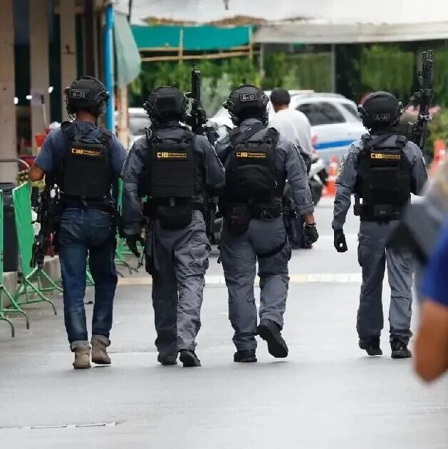 泰国呵叻市集收摊时突发枪击!6人受伤,1人仍昏迷