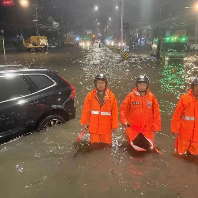 暴雨炸弹暴露深层漏洞!泰国救灾滞后,多级管理失灵引全民热议