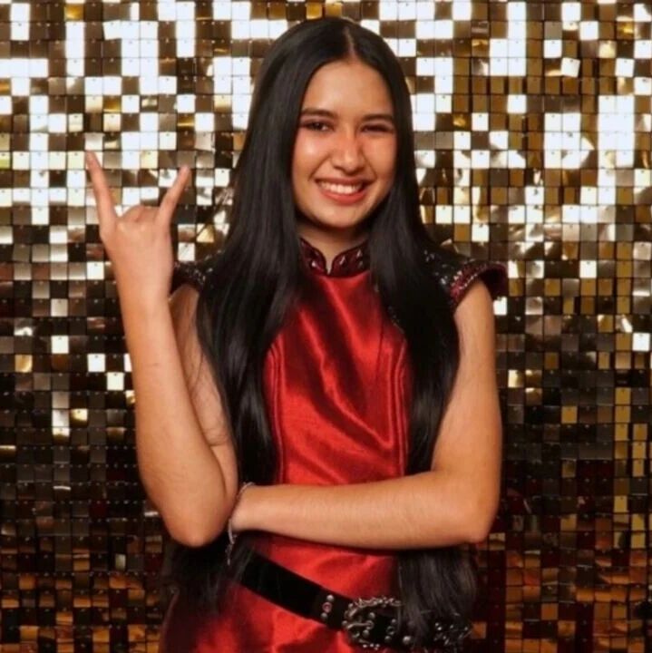 泰国16岁少女Nene Royal夺得美国达人秀第21季冠军