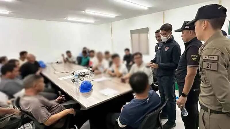 泰国普吉岛突查建筑工地:16名中国籍工程师及62名非法劳工被捕! 图片 9
